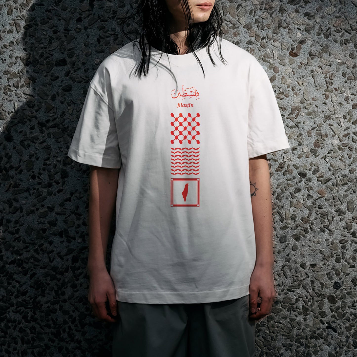 Filastin Men's Oversized Tee with red print Kuffiye Elements